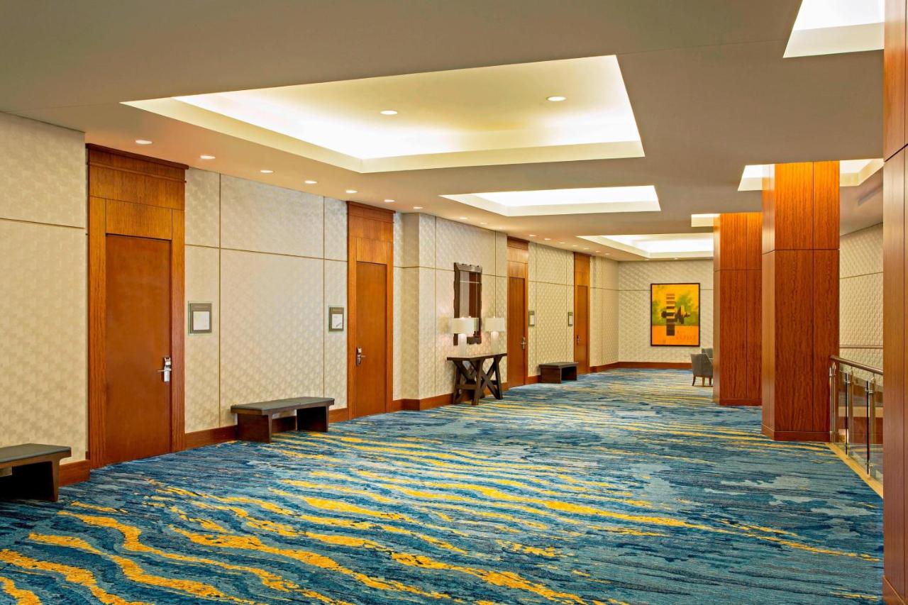 | The Westin Alexandria Old Town