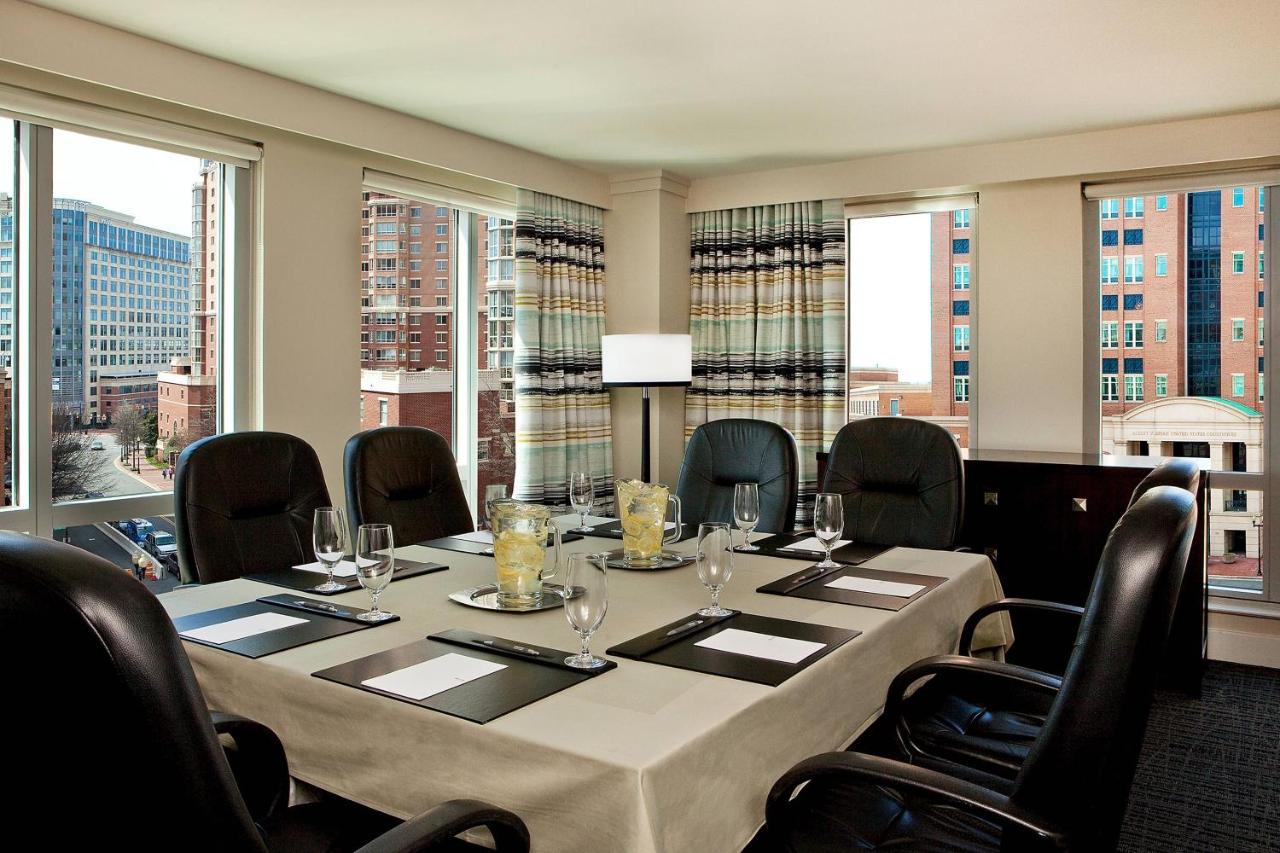 | The Westin Alexandria Old Town