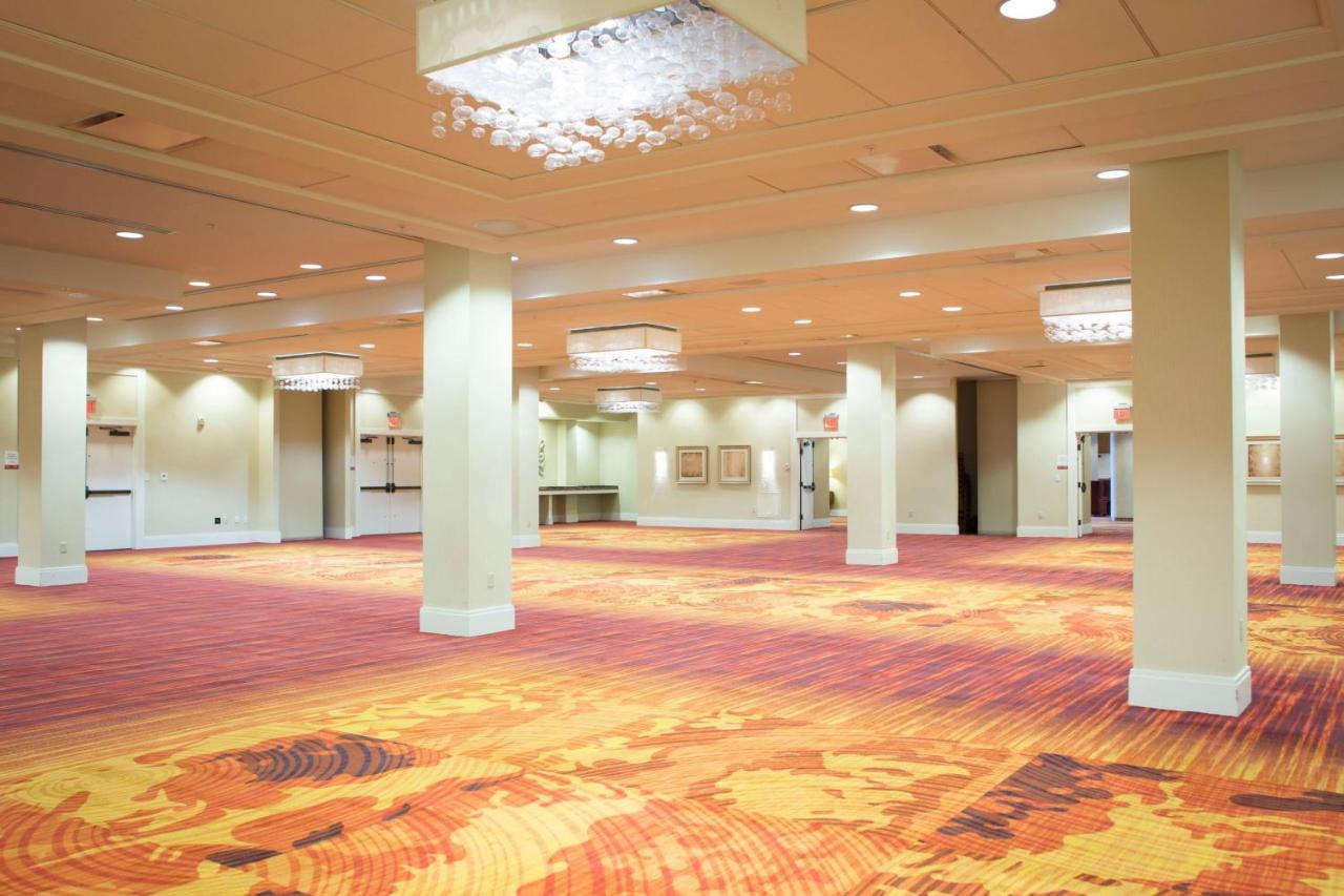 | Louisville Marriott East