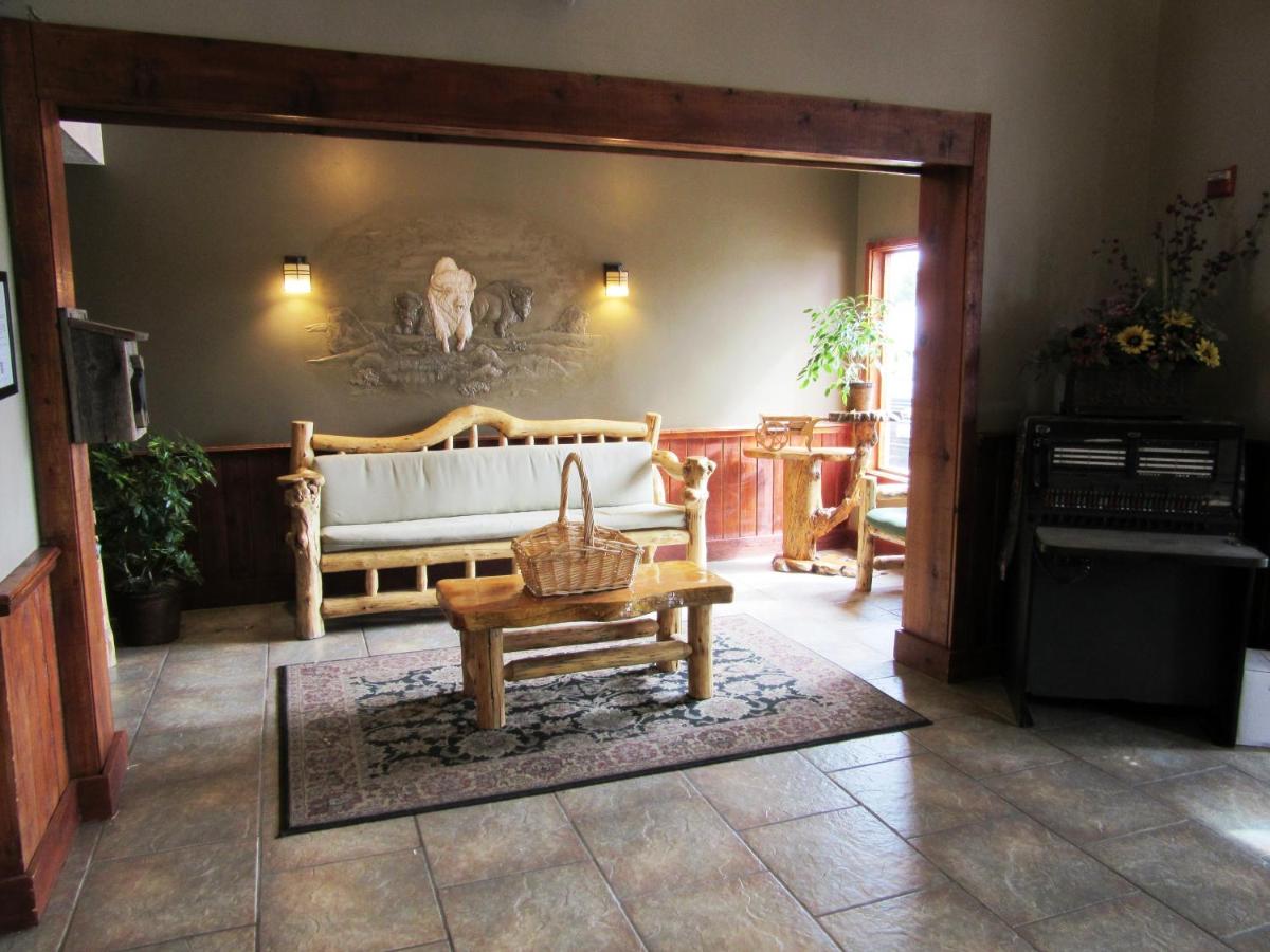  | White Buffalo Hotel