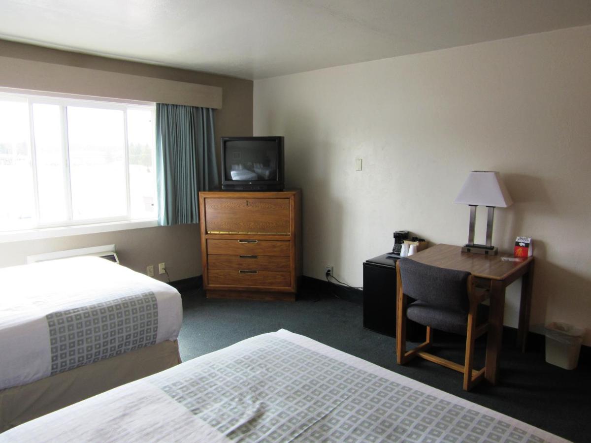  | White Buffalo Hotel