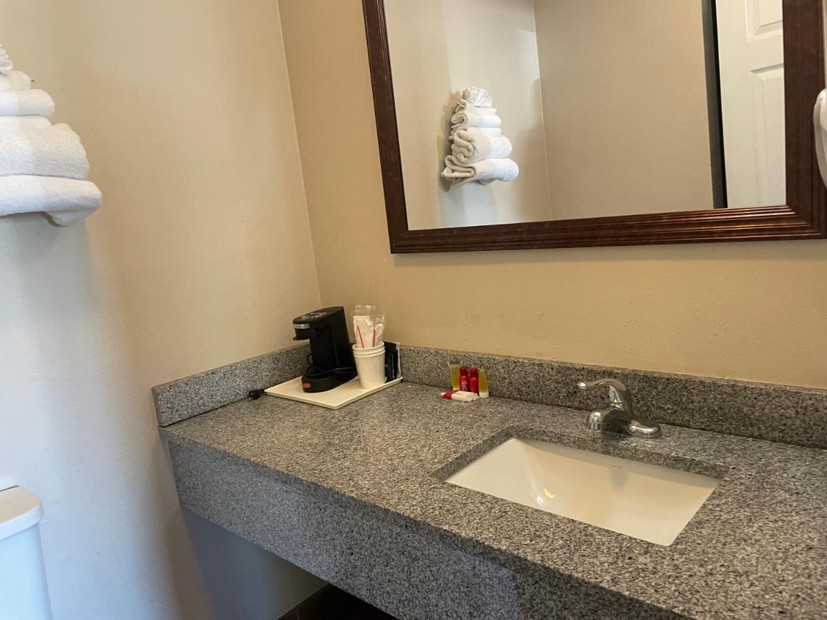| Skyway Inn - Seatac