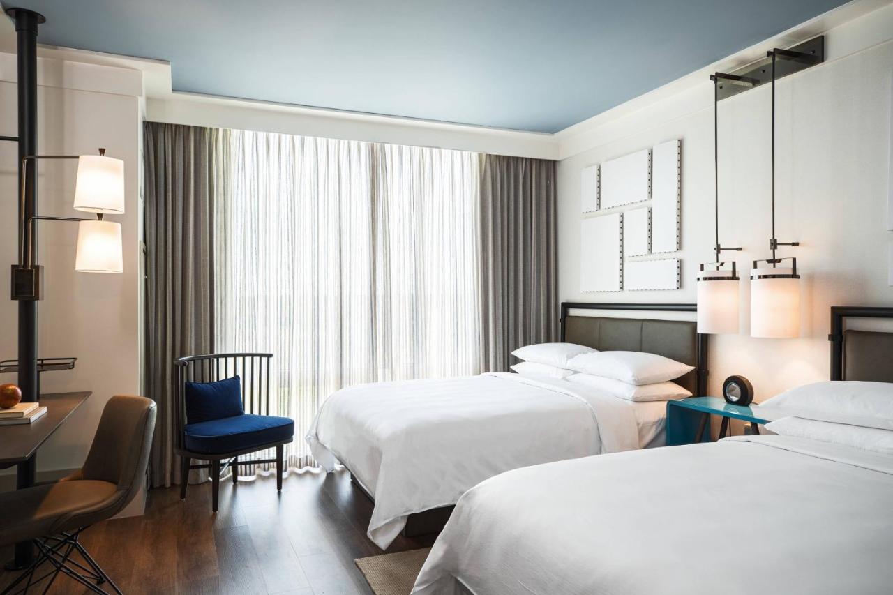 | Renaissance Columbus Westerville-Polaris Hotel