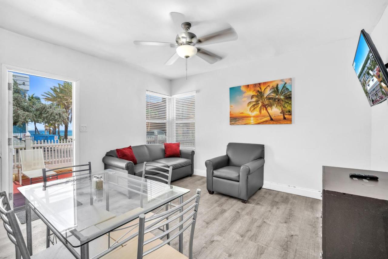 One-Bedroom Apartment at Laguna Blu Beach
