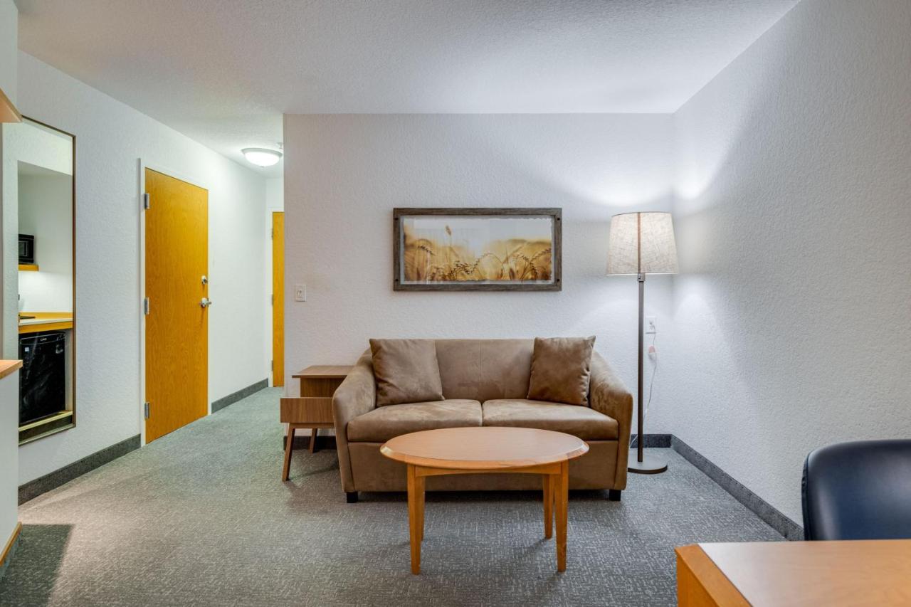 | Fairfield Inn & Suites by Marriott Lawton
