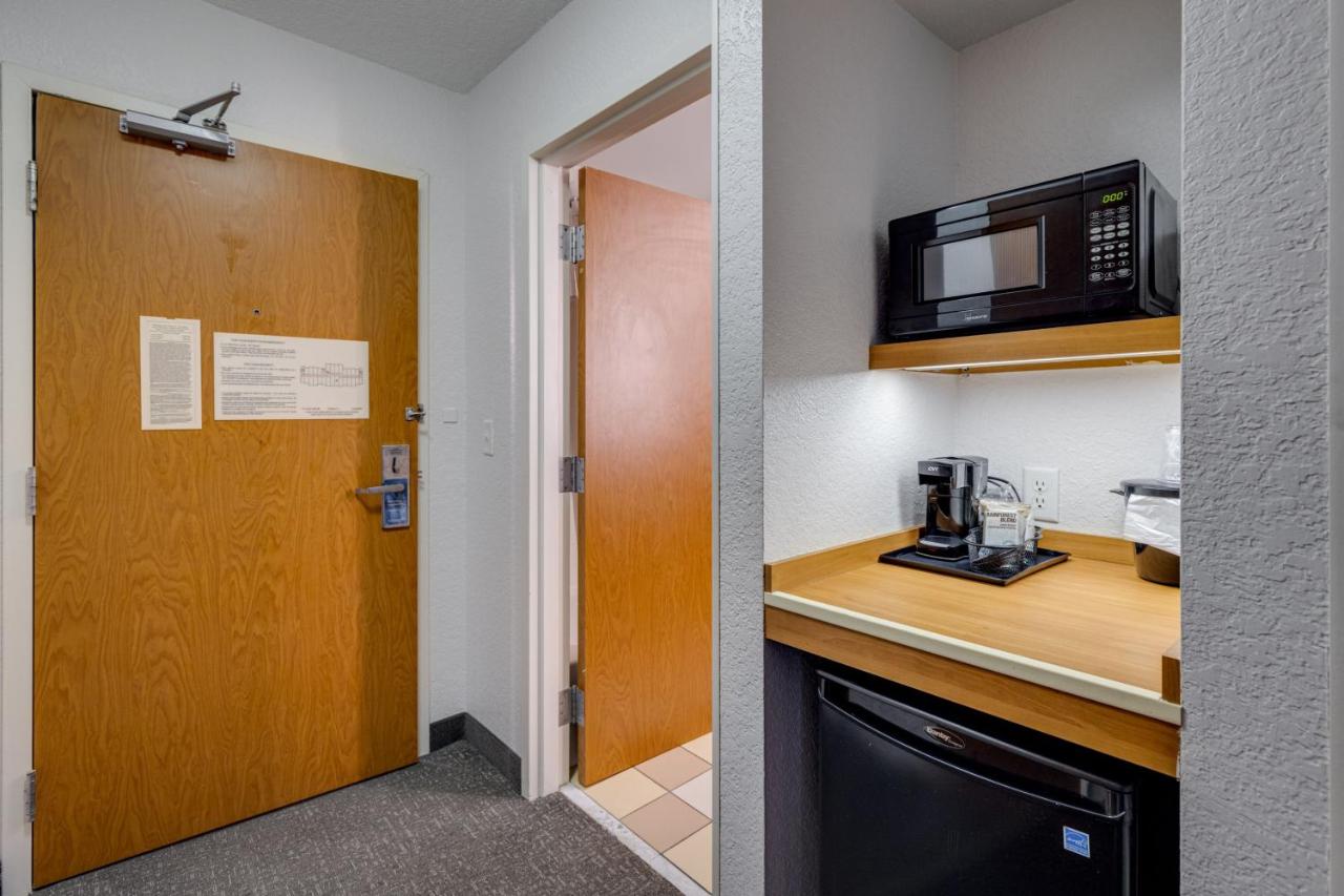 | Fairfield Inn & Suites by Marriott Lawton