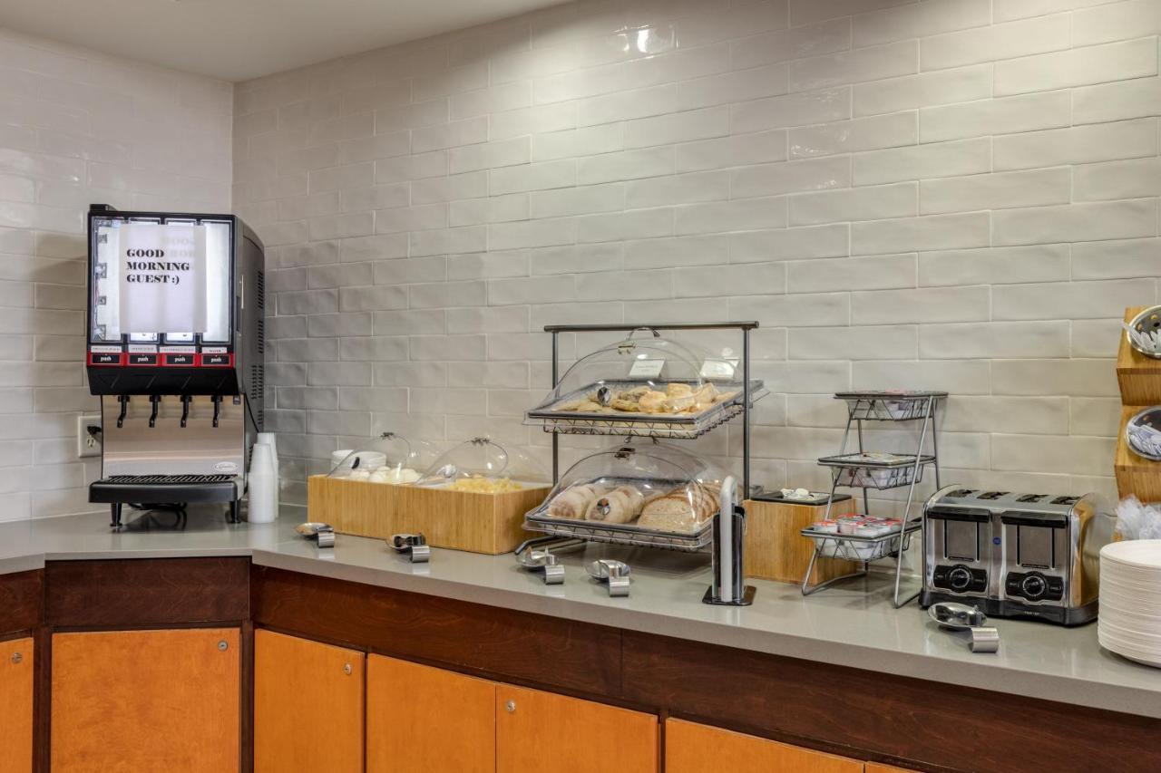 | Fairfield Inn & Suites by Marriott Lawton