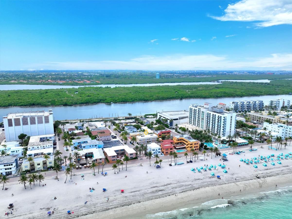 One-Bedroom Apartment at Laguna Blu Beach