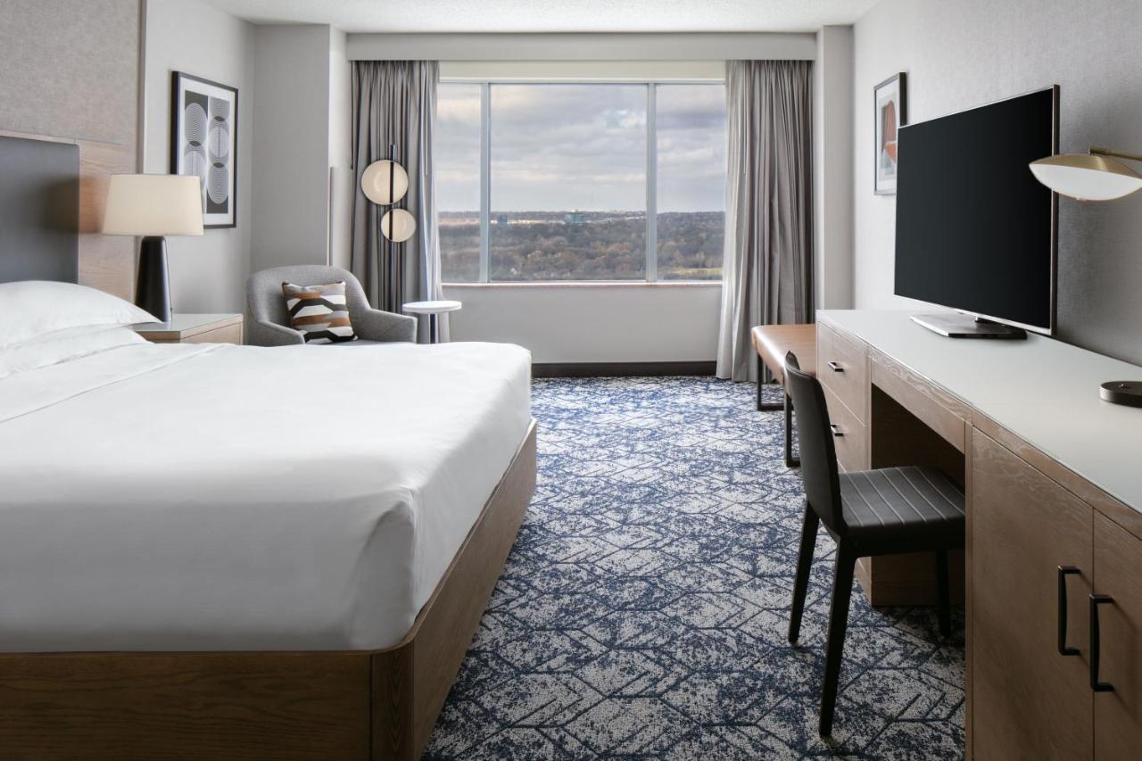 | Sheraton Overland Park Hotel at the Convention Center