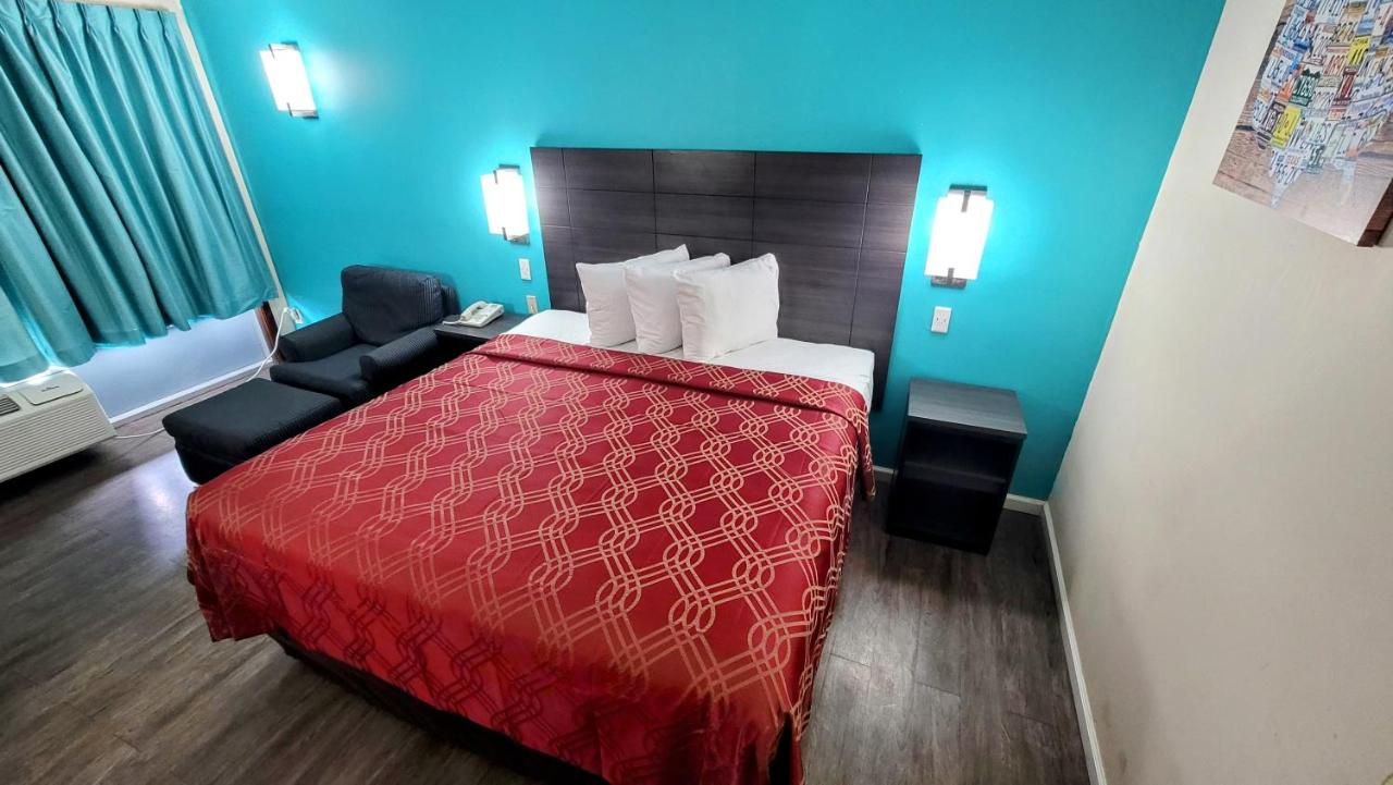 | Econo Lodge Kosciusko