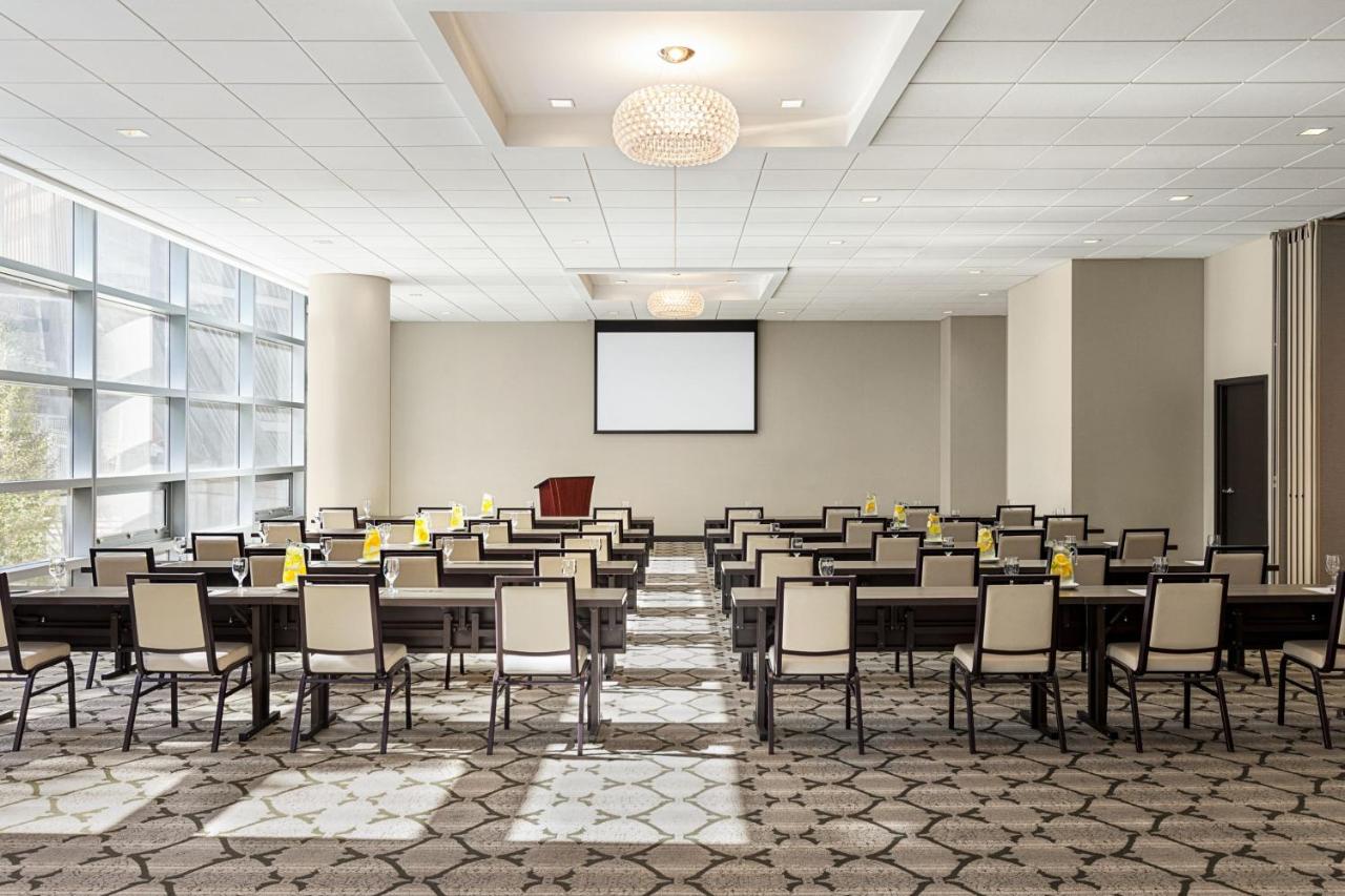 | Magnolia Hotel St. Louis, a Tribute Portfolio Hotel