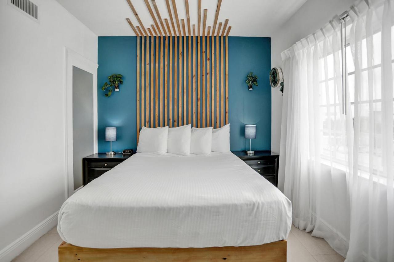 Superior One-Bedroom Suite with Kitchen at Hotel Belleza