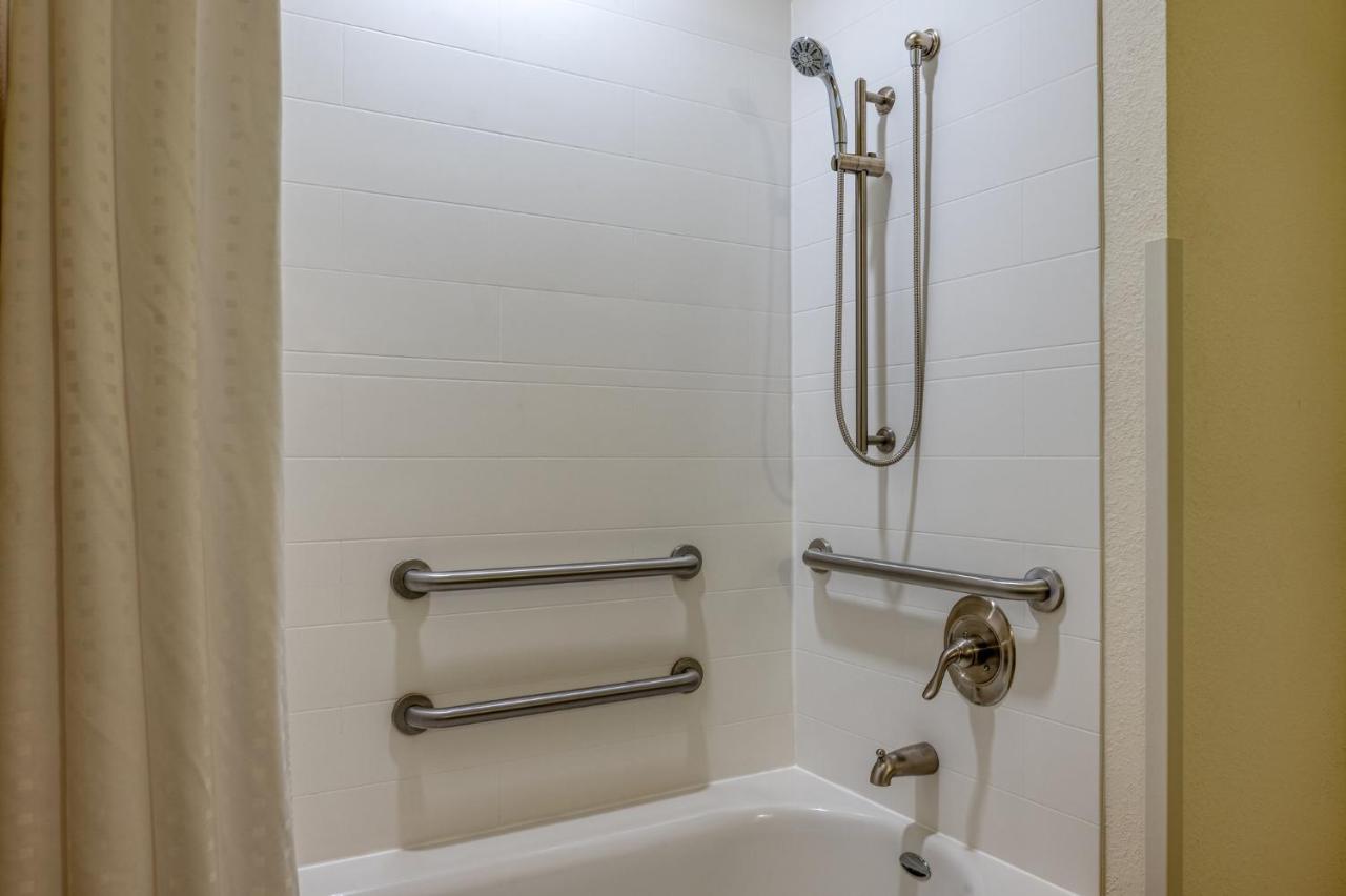 Queen Suite with Two Queen Beds - Disability Access at Holiday Inn Express & Suites Edwardsville by IHG