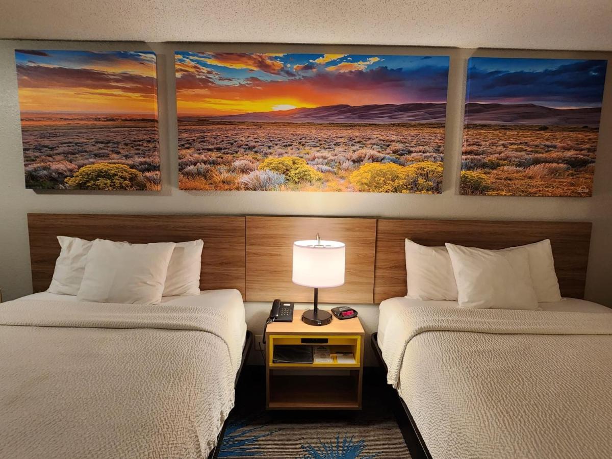 Queen Room with Two Queen Beds - Non-Smoking at Days Inn by Wyndham Tucumcari