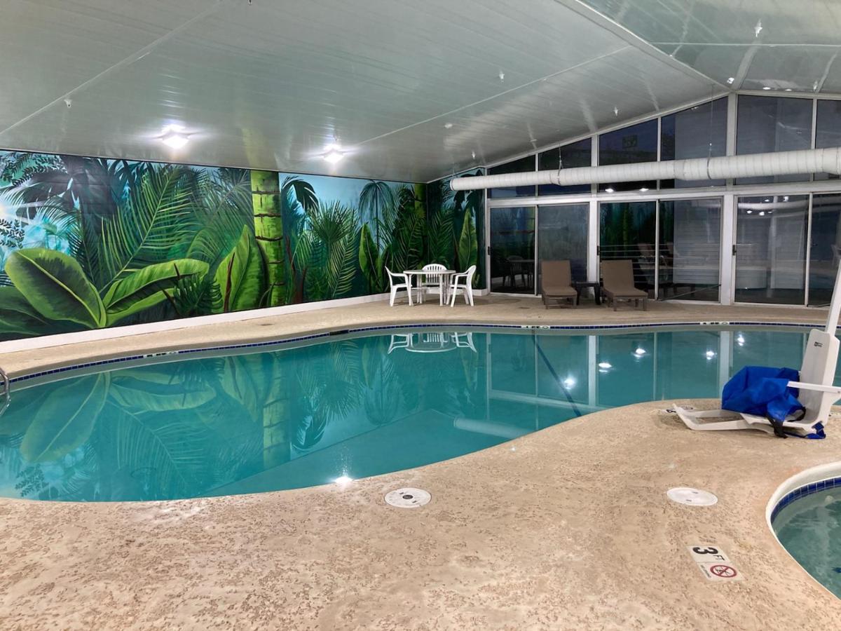 | Quality Inn & Suites Bellville - Mansfield