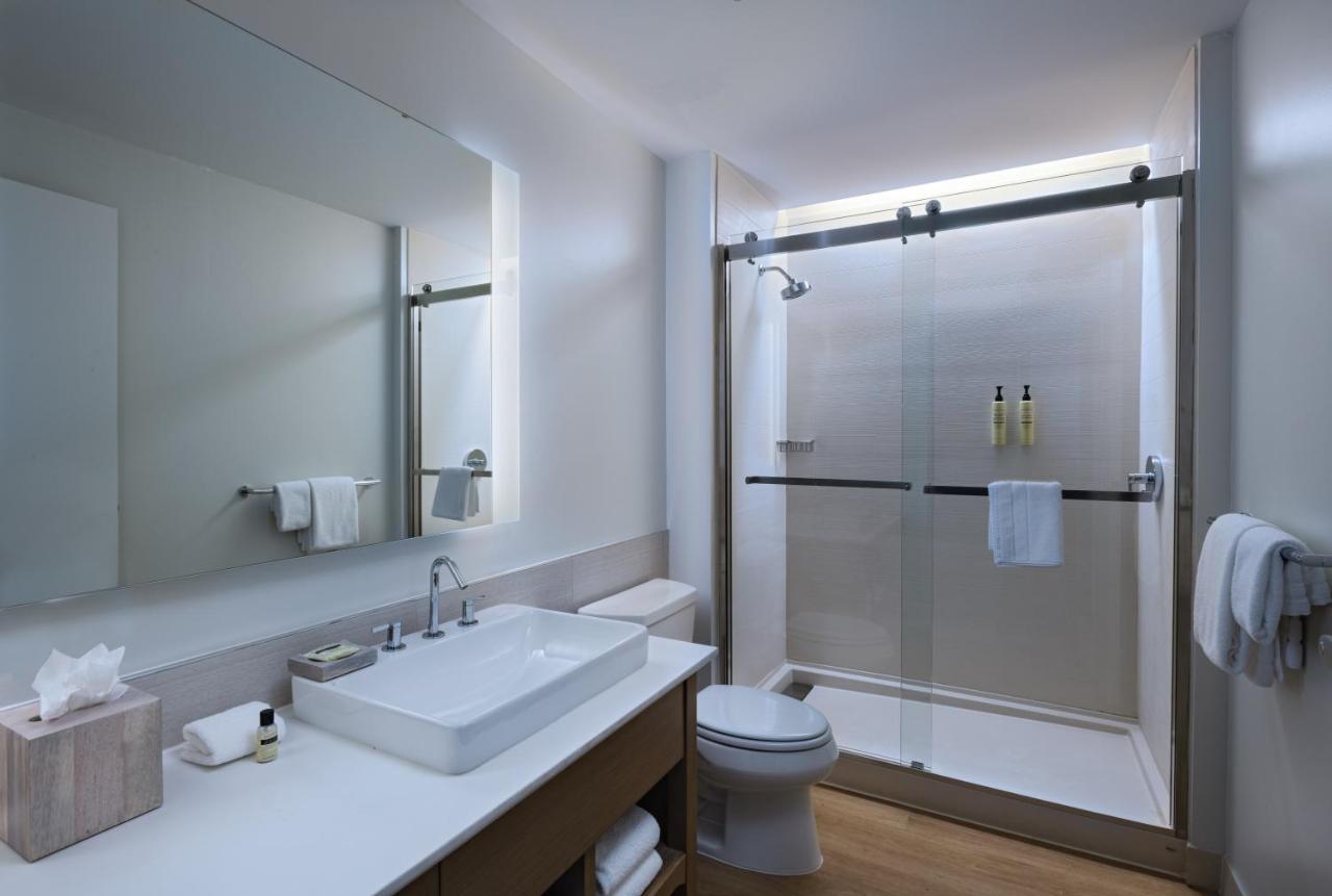 King Room with City View at Element by Marriott Dallas Las Colinas