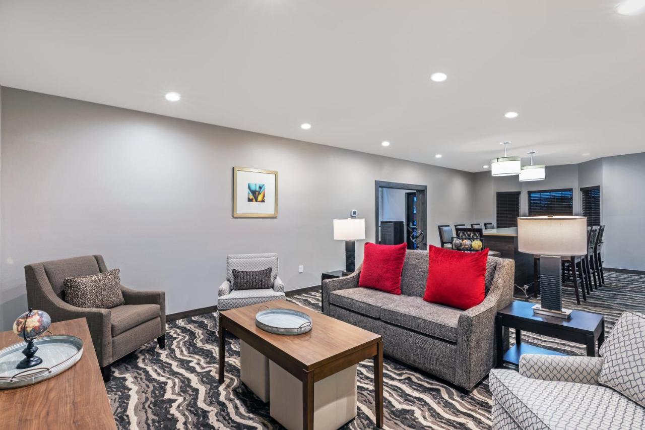  | Staybridge Suites IAH Airport East, an IHG Hotel