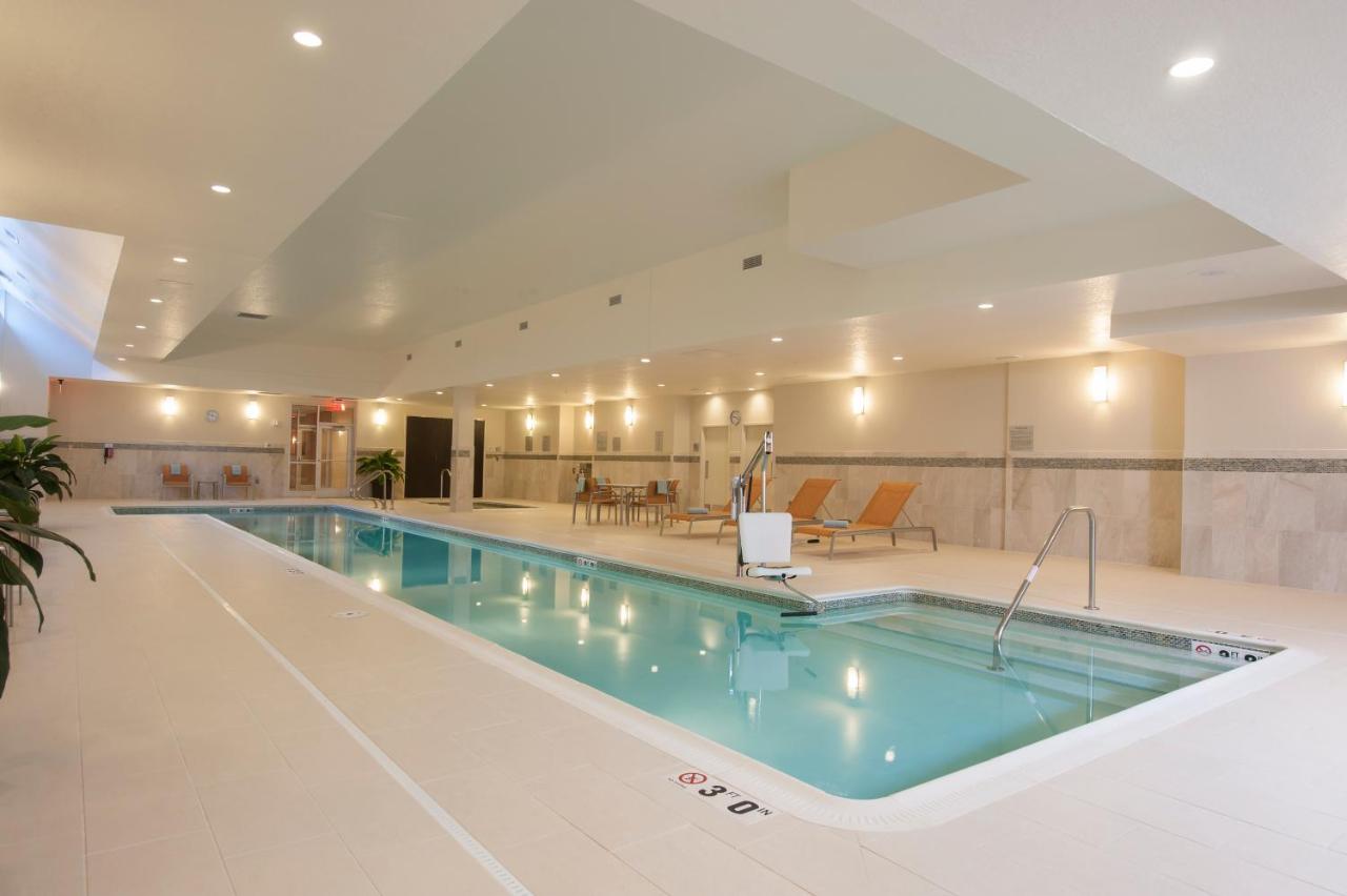 | Courtyard Peoria Downtown