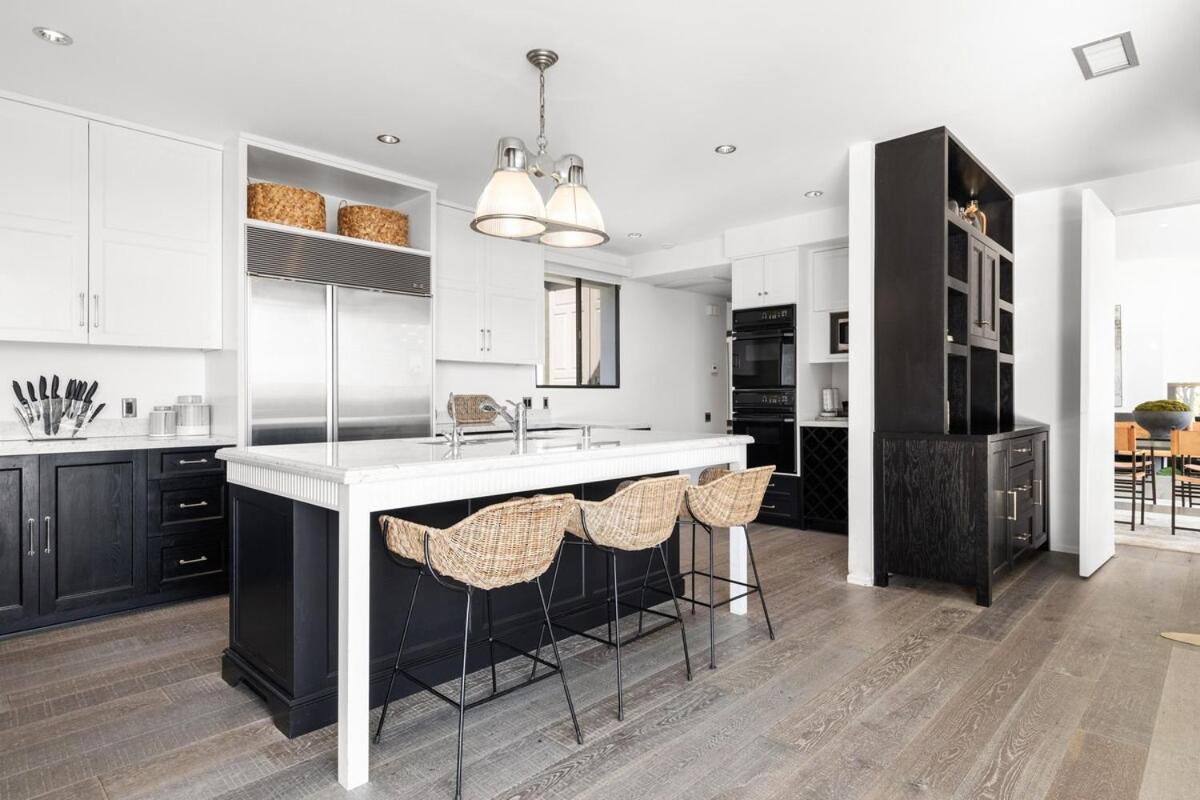  | Trousdale Tennis Modern Villa