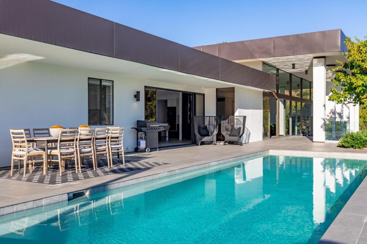  | Trousdale Tennis Modern Villa
