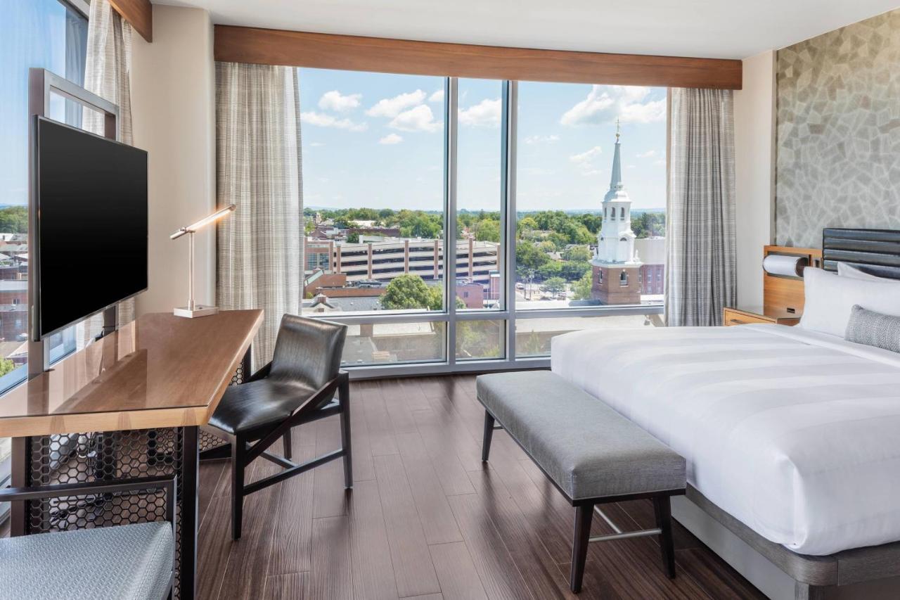 Lancaster Marriott at Penn Square