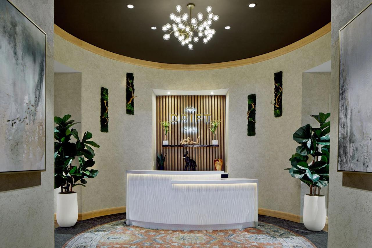 Lancaster Marriott at Penn Square