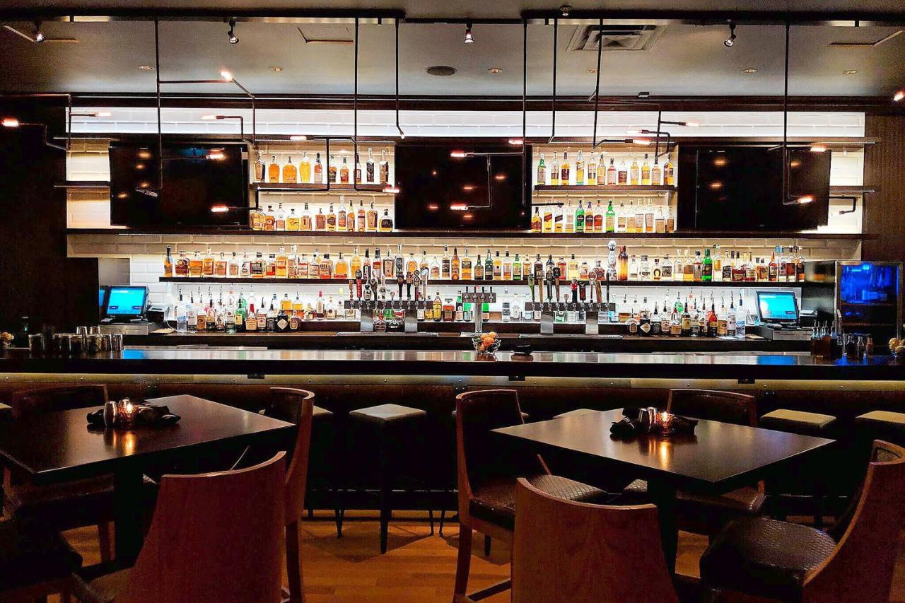 | Milwaukee Marriott Downtown