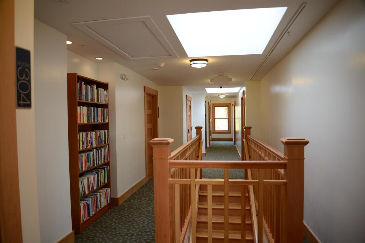 | Inn At Creek Street