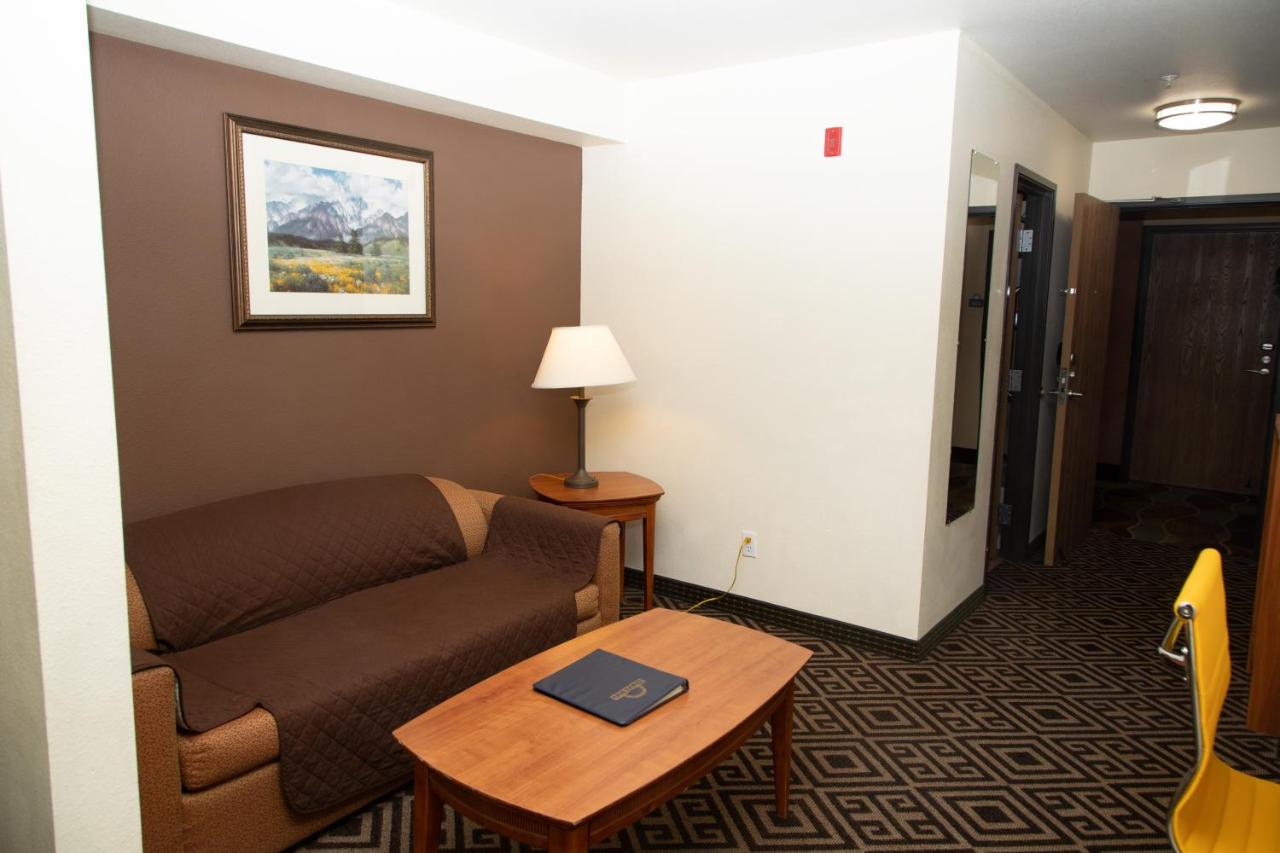 King Studio with Sofa Bed - Non Smoking at Days Inn by Wyndham Manitou Springs