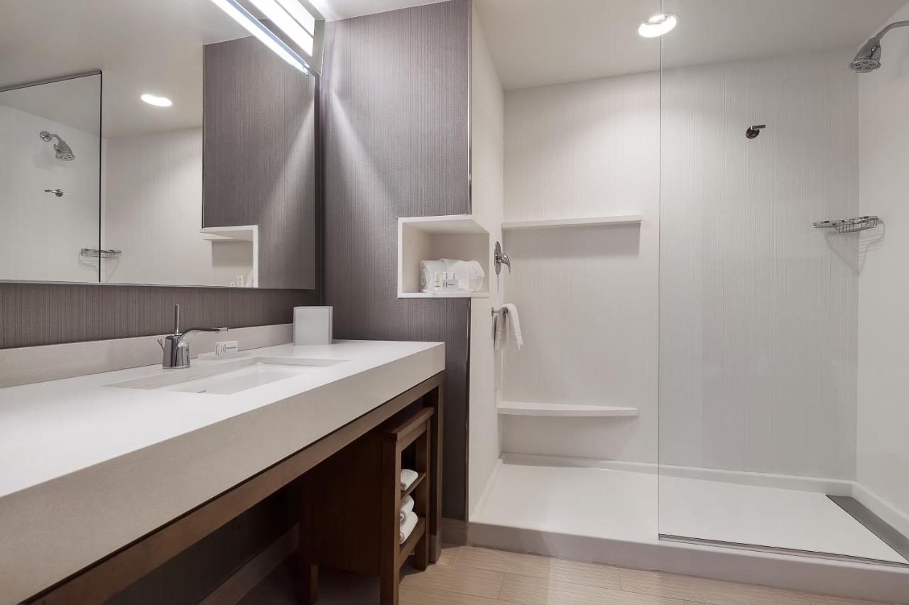| Courtyard by Marriott Ardmore