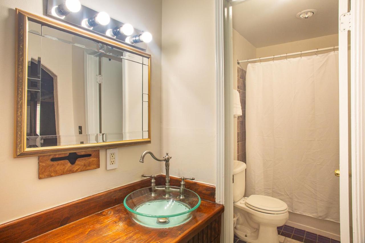 Standard Queen Room at Inn at Avila Beach