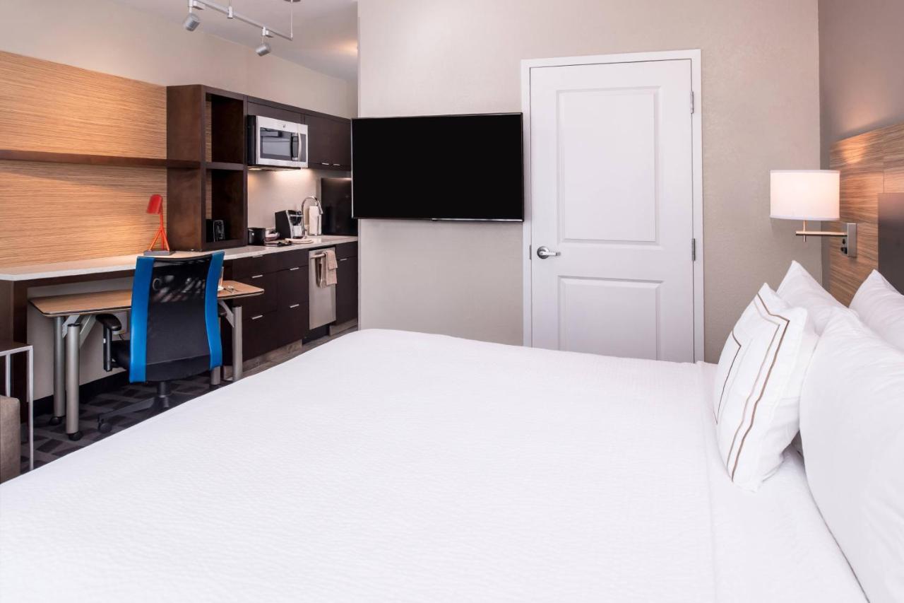 King Studio with Sofa Bed and Mountain View at TownePlace Suites by Marriott San Bernardino Loma Linda