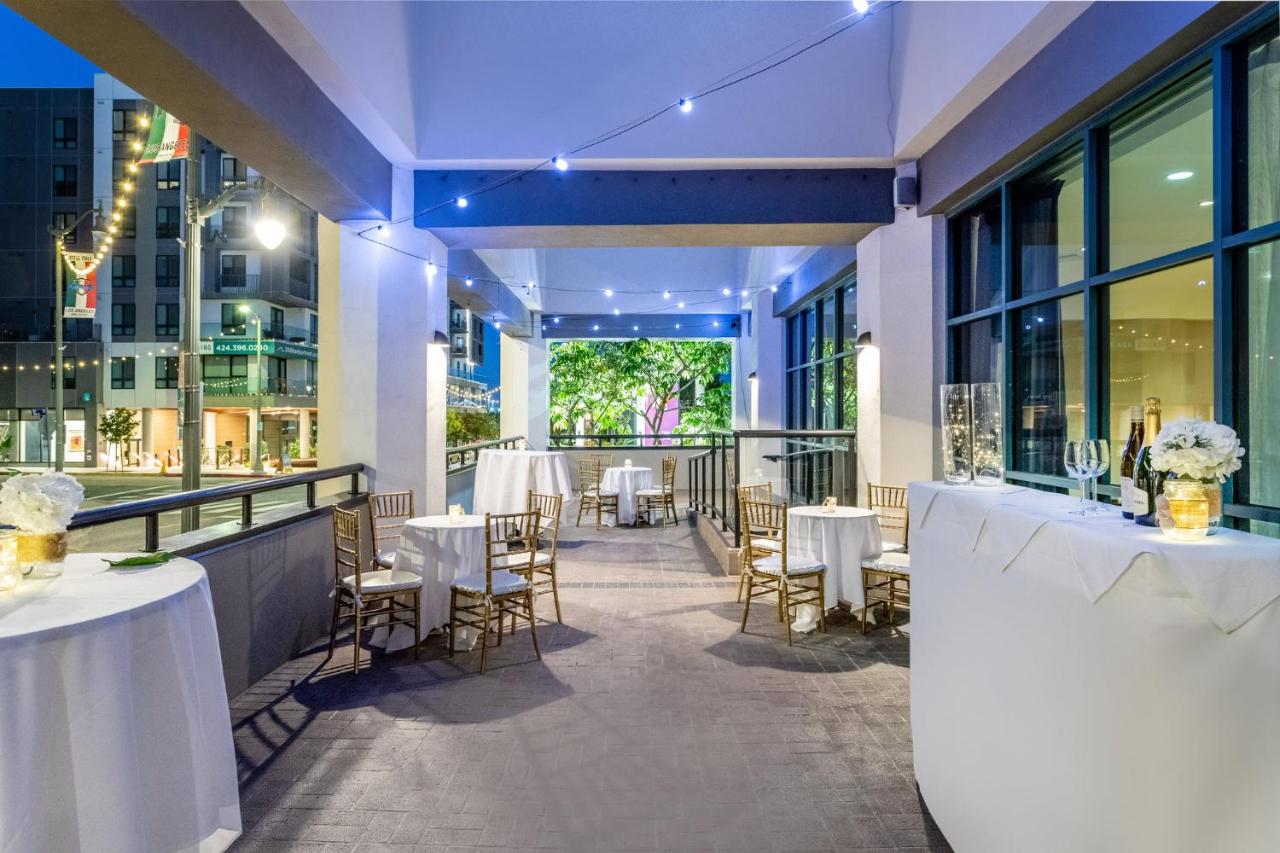 | Crowne Plaza Hotel Los Angeles Harbor, an IHG Hotel