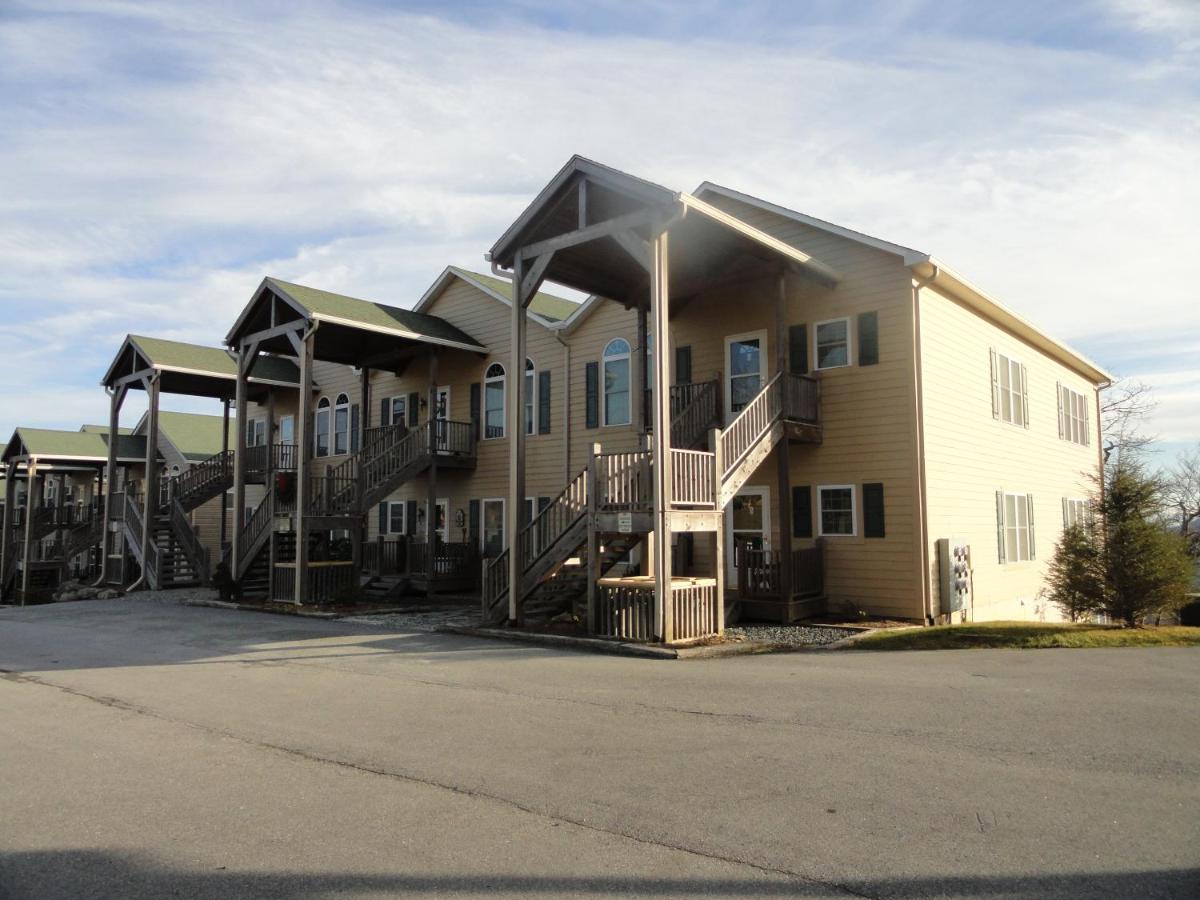 | Klonteska Condominiums By VCI Real Estate Services