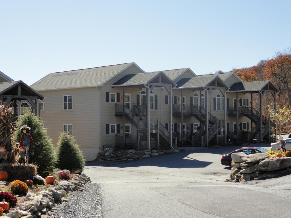 | Klonteska Condominiums By VCI Real Estate Services