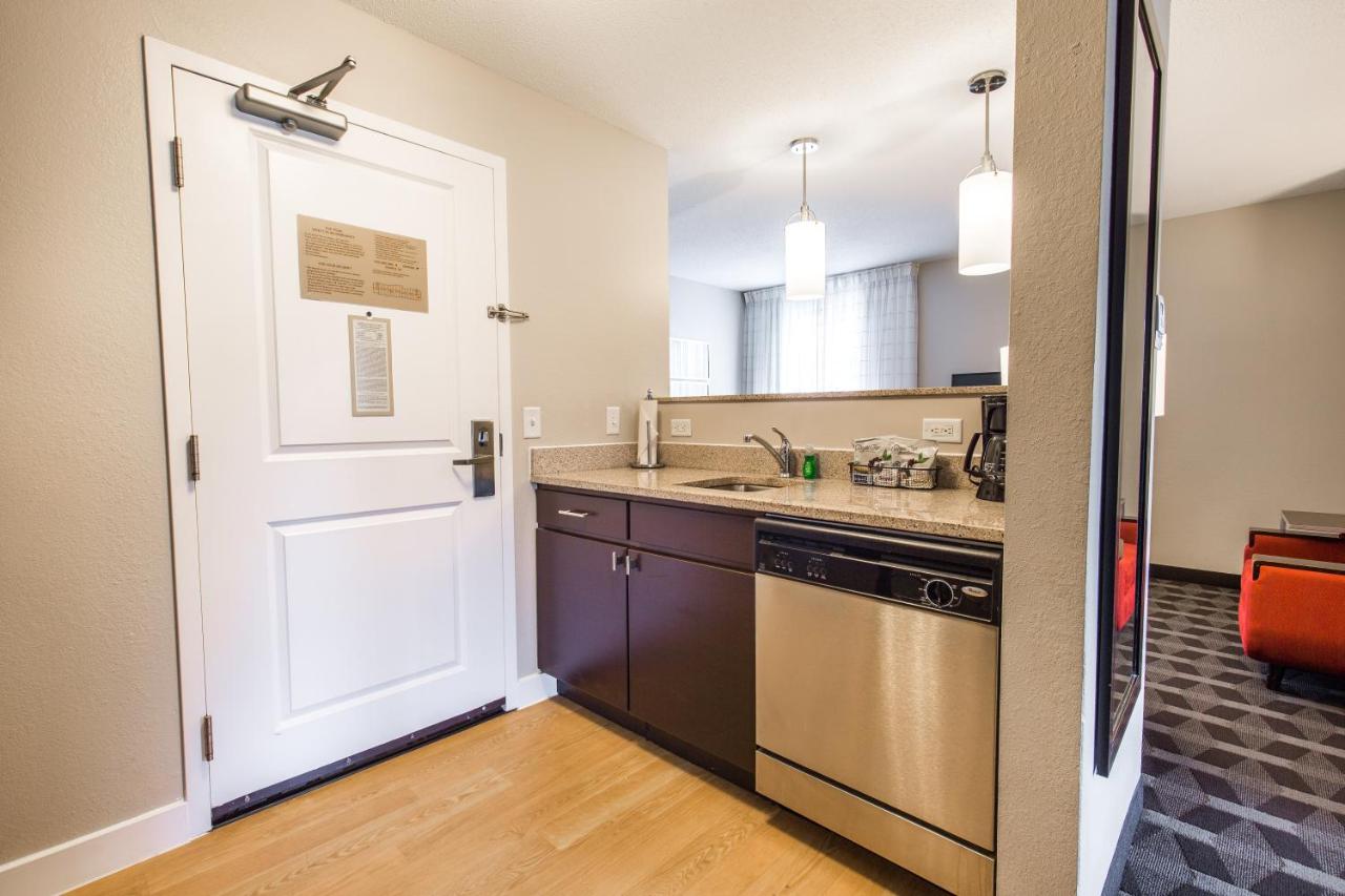 | TownePlace Suites by Marriott Gilford