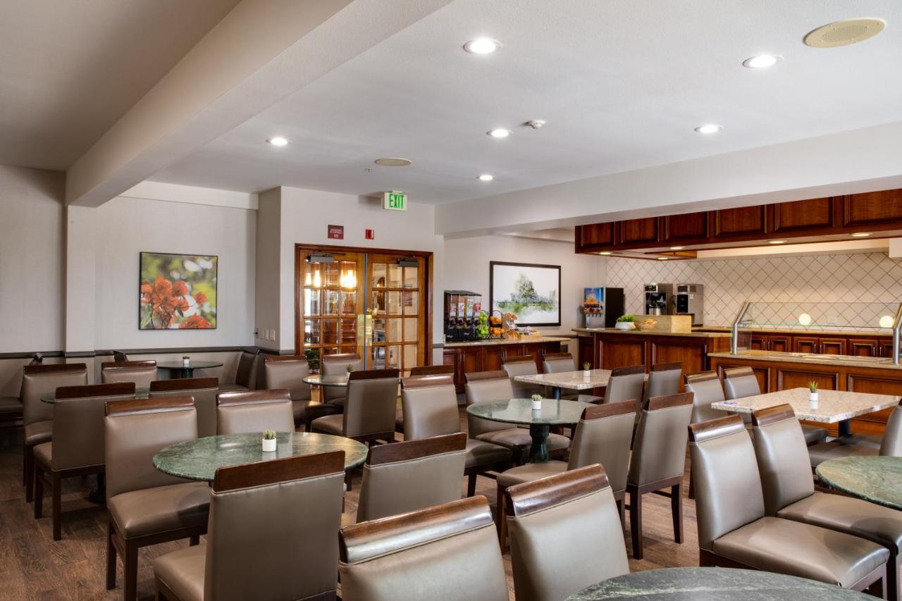 | Ayres Suites Mission Viejo