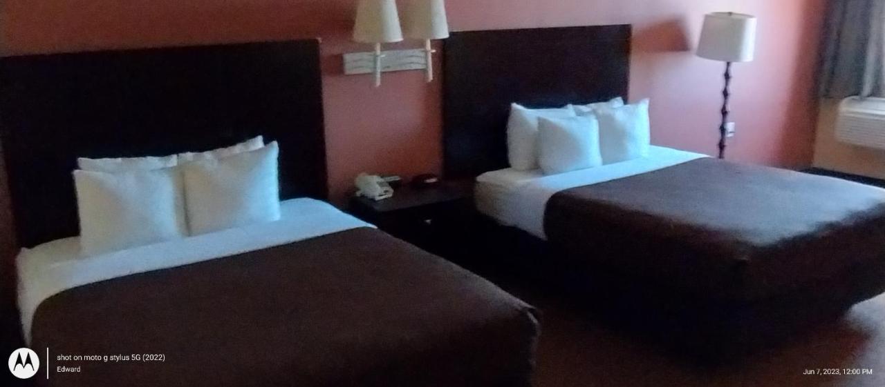 Standard Double Room at Shary Inn and Suites