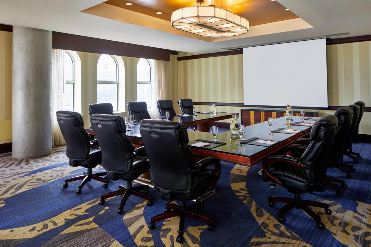 Lancaster Marriott at Penn Square