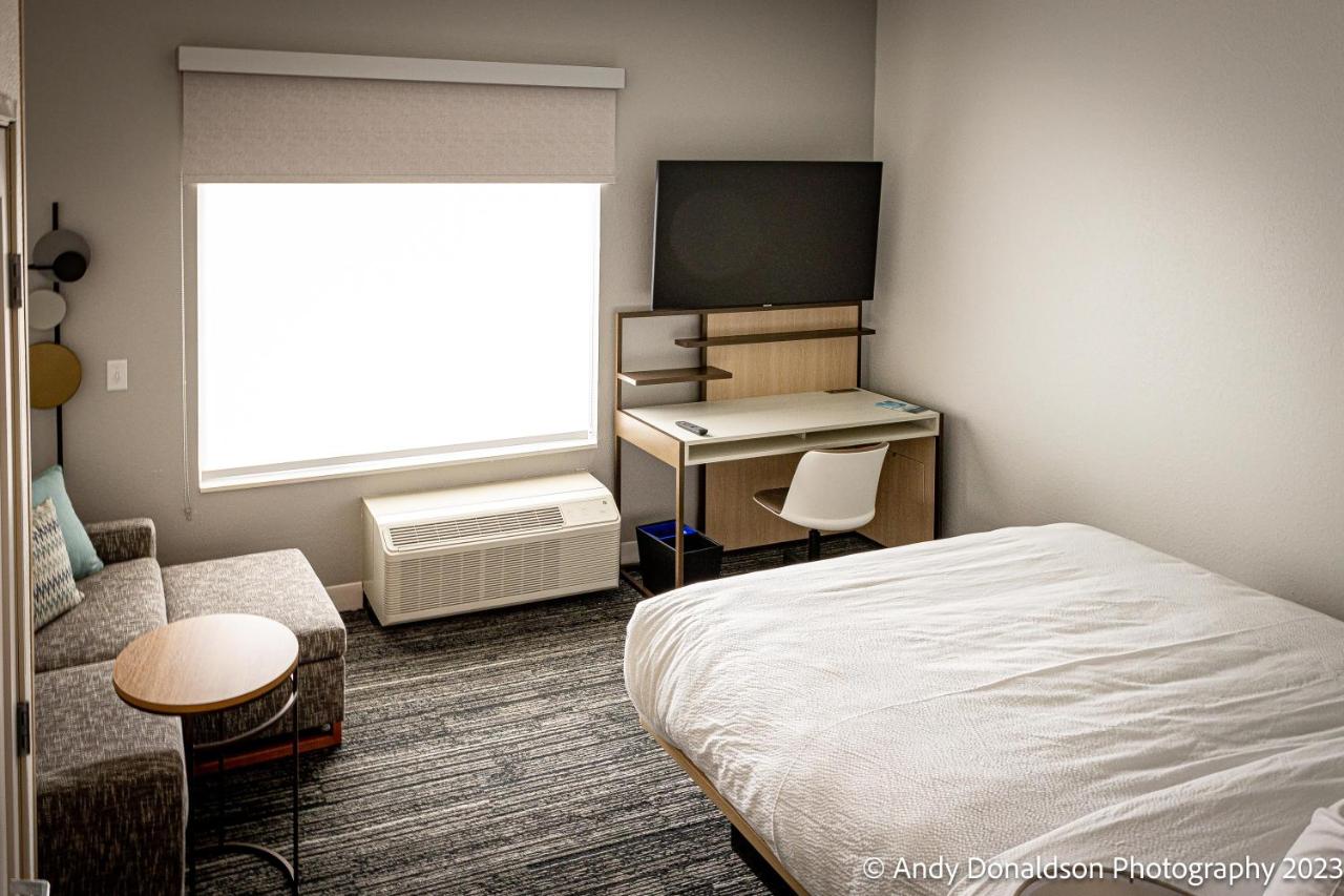 King Studio with Sofa Bed at Towneplace Suites By Marriott New Philadelphia