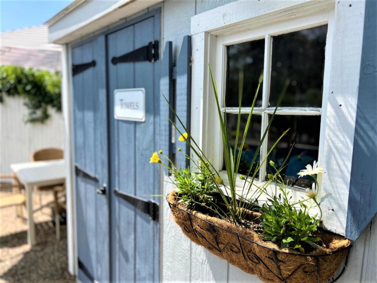 | The Seagrove Suites & Guest Rooms