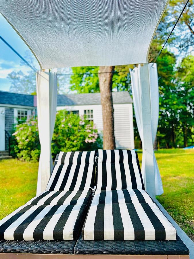  | The Seagrove Suites & Guest Rooms