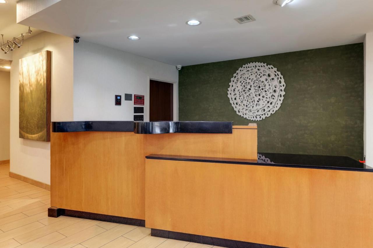 | Fairfield Inn & Suites by Marriott Fort Worth I-30 West Near NAS JRB