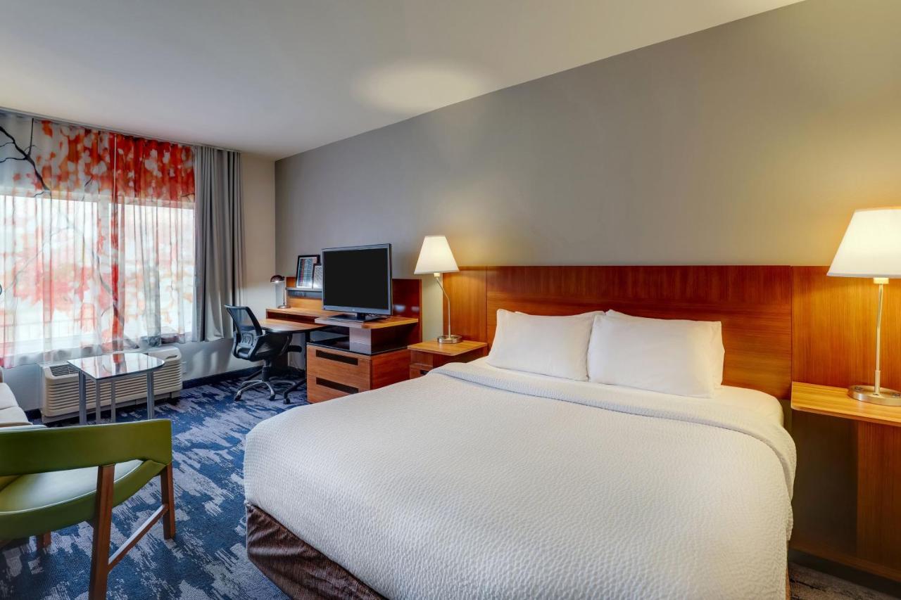  | Fairfield Inn & Suites by Marriott Fort Worth I-30 West Near NAS JRB