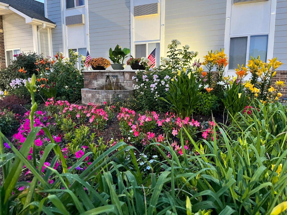 | Garnett Hotel & RV Park
