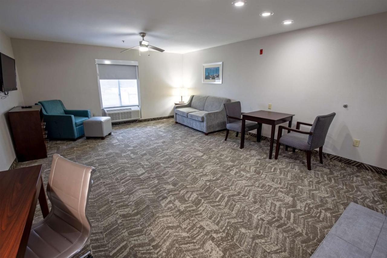  | Best Western Plus Lafayette Vermilion River Inn & Suites