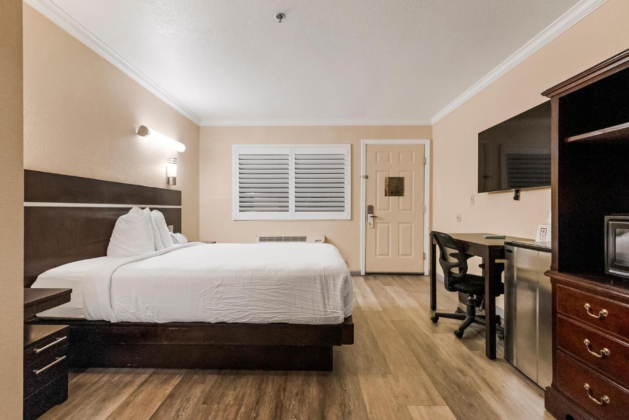  | Country Inn Sonora