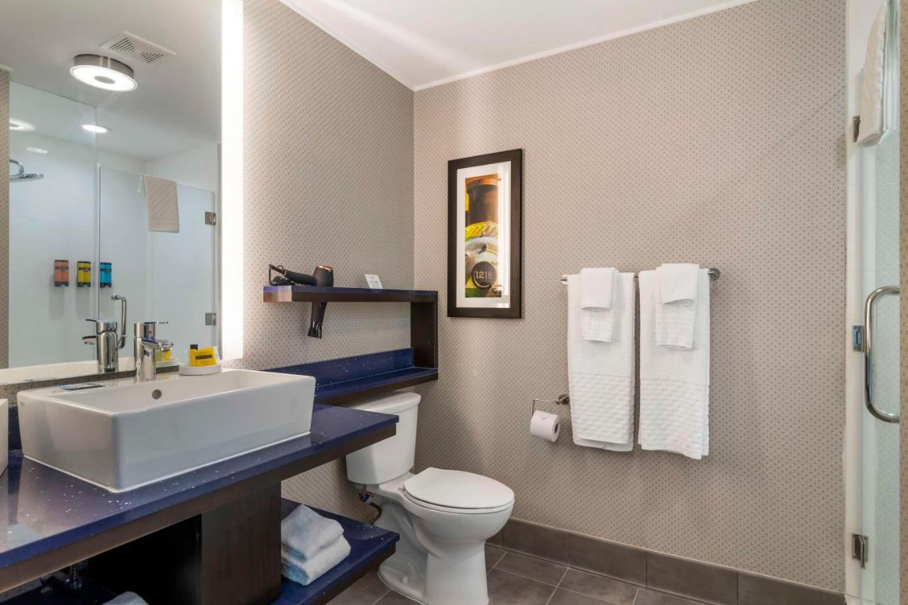 Queen Room with Two Queen Beds at Glō Best Western Pooler - Savannah Airport Hotel