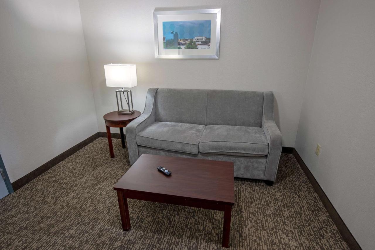  | Best Western Plus Lafayette Vermilion River Inn & Suites