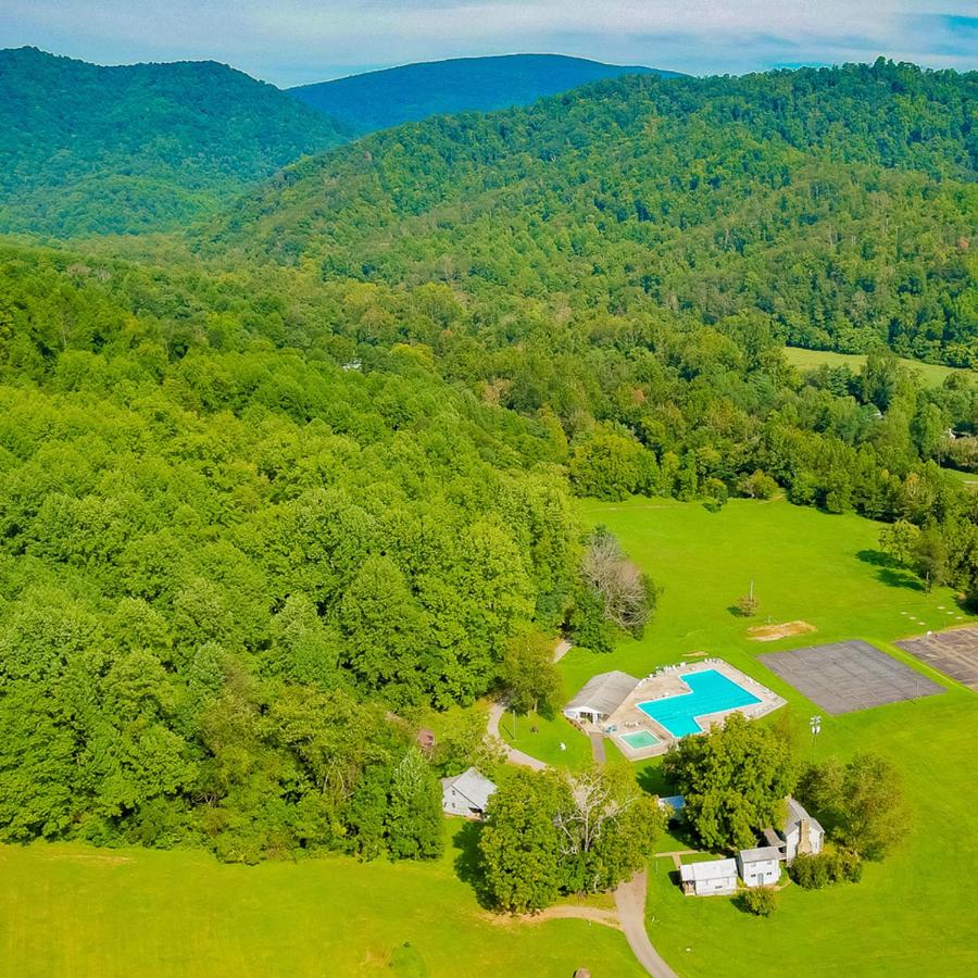| Graves Mountain Farm & Lodges